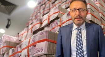 Eski AK Parti milletvekili ve eski Başbakan danışmanı Ertan Aydın fon soruşturmasında gözaltına alındı