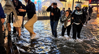 Meteoroloji'den 3 ile sel uyarısı: İstanbul için saat verildi
