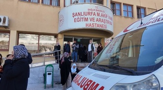 Velinin okula getirdiği yaprak sarması 12 öğrenciyi hastanelik etti! Zehirlenme şüphesi