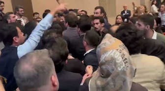 İstanbul Barosu genel kurulunda yumruklar konuştu! LGBT+ bayrağı ve 'Kahrolsun PKK' sloganı sonrası arbede
