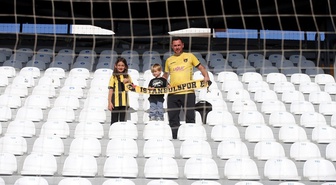 İstanbulspor'un tek taraftarı Muğla deplasmanında! Tribünde sadece kendisi ve iki çocuğu vardı