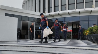 Bolu Belediyesi'ne operasyon! Başkan Yardımcısı Özdemir dahil 4 kişi gözaltına alındı