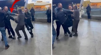 Metrobüs durağındaki kavga kamerada! Güvenlik görevlisi tekmeyle saldırdı