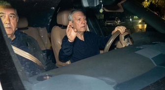 Aziz Yıldırım canlı yayında kaza yaptı