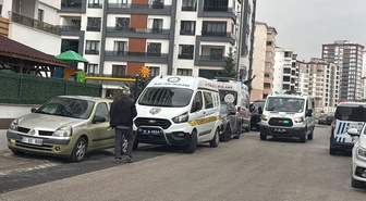 Niğde'de 22 yaşındaki genç kız çatı katında ölü bulundu
