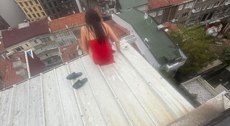 Şişli'de çatıdan düşüp ölen Kazakistanlı kadının son fotoğrafı ortaya çıktı! Ev arkadaşı ve sevgilisi serbest