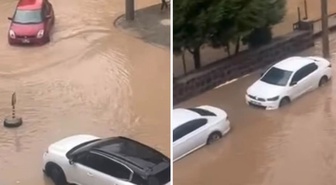 Gaziantep'te sağanak hayatı felç etti, yollar göle döndü