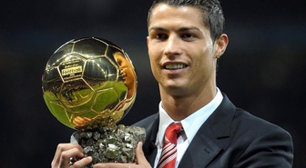 Cristiano Ronaldo'ya tarihi ödül! En iyisi seçildi