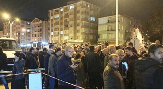 Karamürsel'de 7 katlı apartmanın kolon ve kirişlerinden ses geldi! 33 kişi tahliye edildi