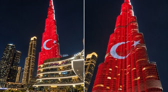 Burj Khalifa’da Türk bayrağı gururu: Ay yıldızımız dünyanın en yüksek binasında