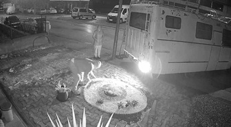 Bursa'da kiracı kadından 4 yıllık yıldırma iddiası! Mülk sahibinin kardeşinin gece yaptıkları kamerada