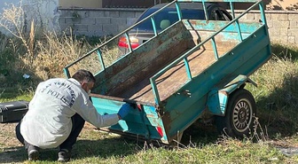 Karaman'da çalınan römork 2 ay sonra sahibinin evinin yanına geri bırakıldı! Hırsızlık anı kamerada