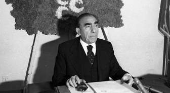 Destici'den Alparslan Türkeş hakkında dikkat çeken anılar: 70'li yaşlarında 8 kat merdiveni yürüyerek çıkıyordu