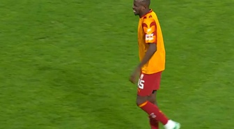 Osimhen'e ne oldu? Galatasaraylıları korkutan görüntü