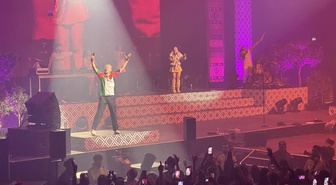 Ed Sheeran'ın turnesinden çıkarılan Macklemore, Londra'da 10 bin kişiyle Filistin için sahneye çıktı