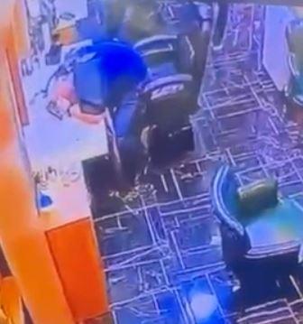 Kardeşini berberde tıraş olurken öldüren zanlı yakalandı