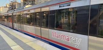 Marmaray'da teknik arıza: Seferler iptal edildi