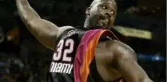 Shaquılle O'neal Cavalıers'a Takas Oldu