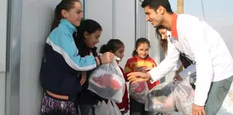 Güneşin Çocukları Kulübü'nden Depremzede Çocuklara Giyim Yardımı