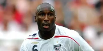 Sol Campbell: İngiltere Milli Takımı Kaptanlığı İçin Beyaz Olmak Gerekiyor