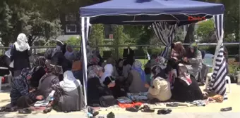 Çocuklarını PKK'nın Kaçırdığı Aileler Eylemlerine Ara Verdi