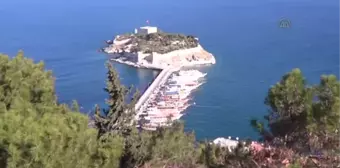 Kuşadası'na Turist Akını