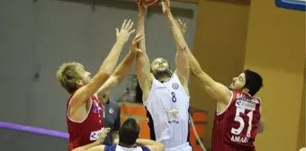 İstanbul Büyükşehir Belediyespor-Rönesans Ted Ankara Kolejliler: 70-71