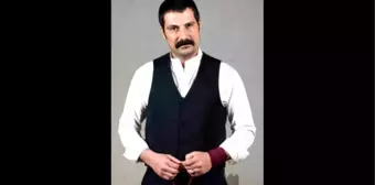 Bülent İnal Alkolün Etkisiyle Ortalığı Birbirine Kattı