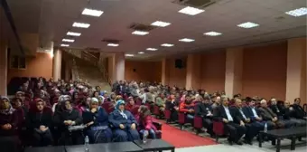 İslam Dünyasını Kuşatan Fitneler ve Tevhidin Merkezi Ehl-i Beyt' Konulu Panel