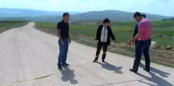 Kurukavak Köyüne Yol Asfaltlama Yapımı Başladı