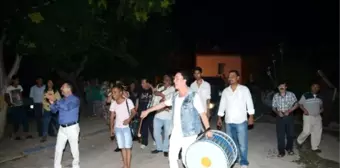 Buca'da Sahura Orkestra Eşliğinde Kalktılar