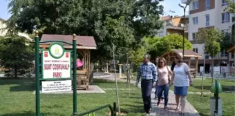 Başkan Ataç Yenilenen Parkları Denetledi