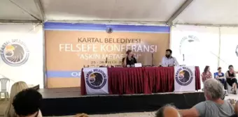 Zızek'ın Aşk Konferansına Yoğun İlgi