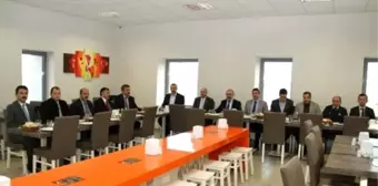 Zabıta Müdürleri Yeni Hal Binasını Gezdi