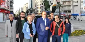 Ata'ya Benzeyen Oyuncu Göksel Kaya'ya Denizli'de Yoğun İlgi