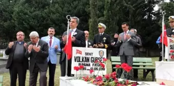 Şehit Polisler Mezarları Başında Dualar ve Göz Yaşlarıyla Anıldı