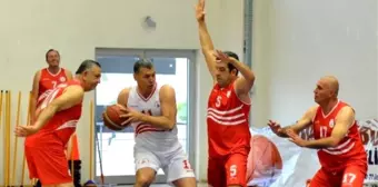 Antalya'da Potanın Dostlarından Basketbol Şöleni