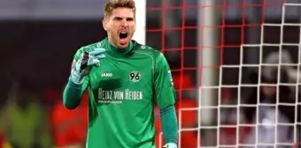 Beşiktaş'ın İlgilendiği Zieler, Leicester City'ye Transfer Oldu