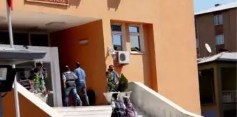 Iğdır'da Fetö Soruşturmasında 2 Kaymakam ile 8 Polis Gözaltına Alındı