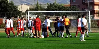 Rakip Son Dakikada Gol Atınca Ortalık Savaş Alanına Döndü