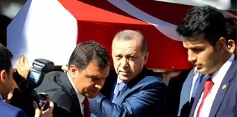 Kemal Unakıtan Son Yolculuğuna Uğurlandı, Erdoğan Kur'an Okudu