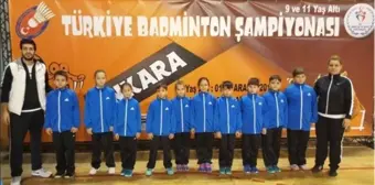 Badminton'ta Edirneli Sporcular Derecelerle Döndü