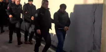 Sakarya'da Fetö Soruşturmasında 19 Polis Adliyeye Sevk Edildi