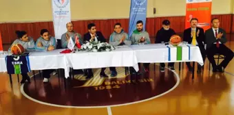 Syal'de Basketbol Konuşuldu