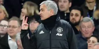 Mourinho'dan Chelsea Taraftarına Hareket!