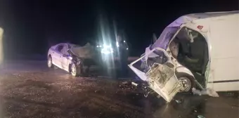 Osmaniye'de Trafik Kazası: 4 Yaralı