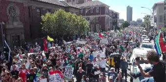 Güney Afrika'da Başkan Zuma ve Yolsuzluğa Karşı Protesto