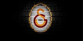 Galatasaray'da Büyük Bomba! Eski Yıldız Geri Dönüyor!