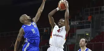 Galatasaray Odeabank - Anadolu Efes: 73- 63