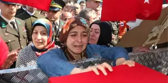 Şehit Annesi: Söz Verdim Oğlum Ağlamıyorum